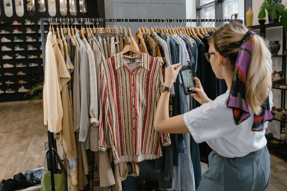 Máy sập nguồn, pin chai — trước khi xử lý